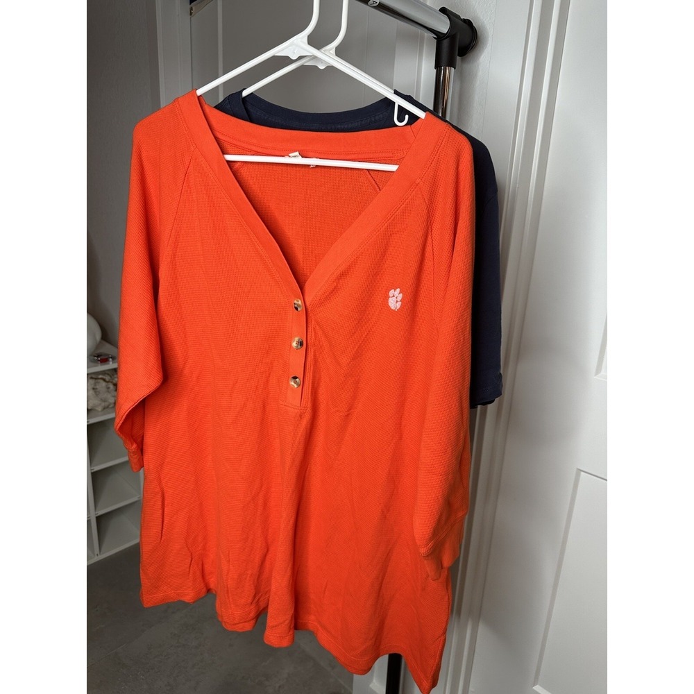 set of 2 men's T-shirts, size  XL  (c113)‎